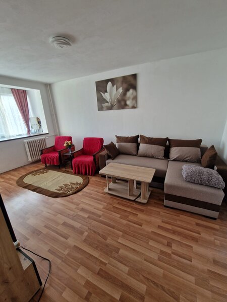 Obor, Colentina, Teiul Doamnei vav Sectia 7 Politie 10 minute metrou,