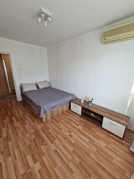 Obor, Colentina, Teiul Doamnei vav Sectia 7 Politie 10 minute metrou,