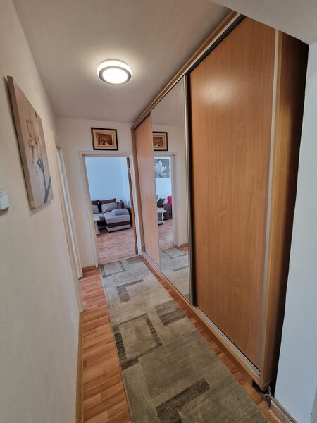 Obor, Colentina, Teiul Doamnei vav Sectia 7 Politie 10 minute metrou,